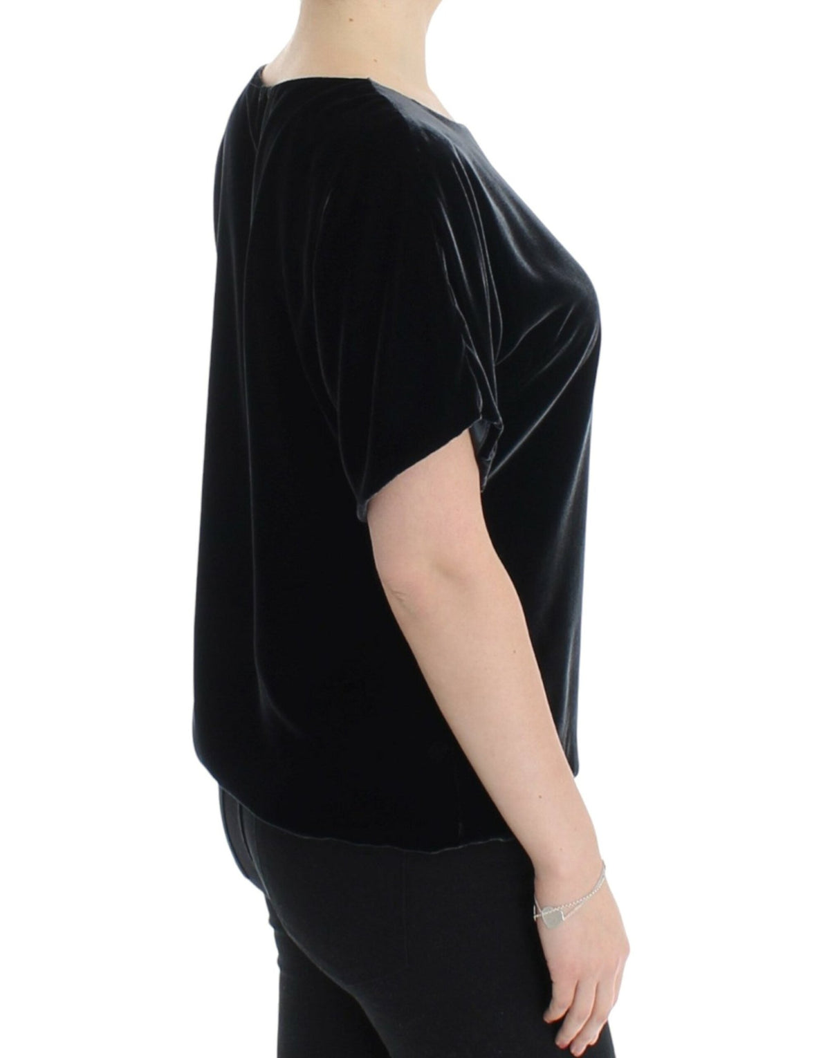 Black velvet shortsleeved blouse - X excelência